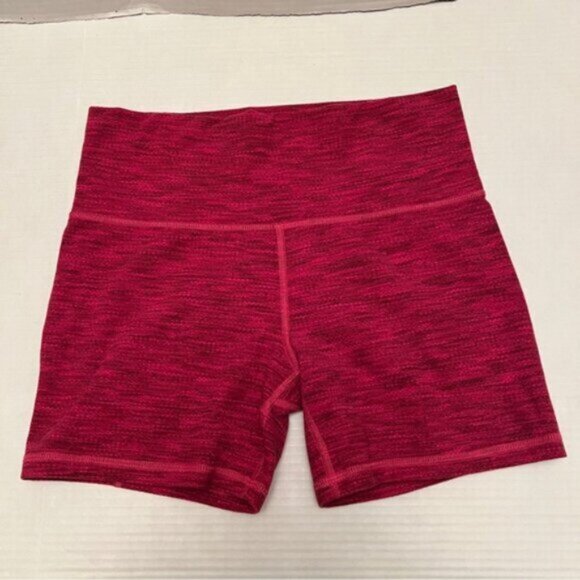 Lululemon  * Groove Short  (Roll Down Regular) - Diamond Jacquard Berry Rumble - Picture 8 of 12